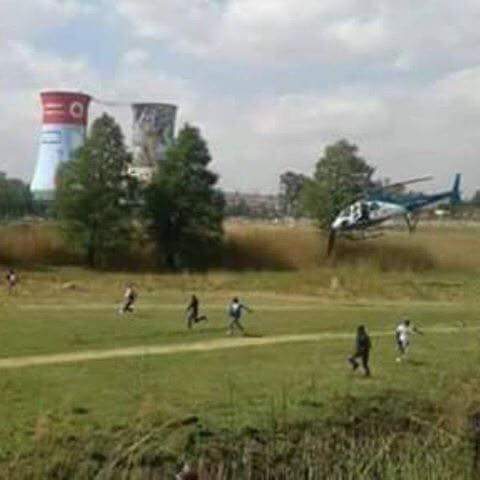 helicopter-landing-in-soweto-uj